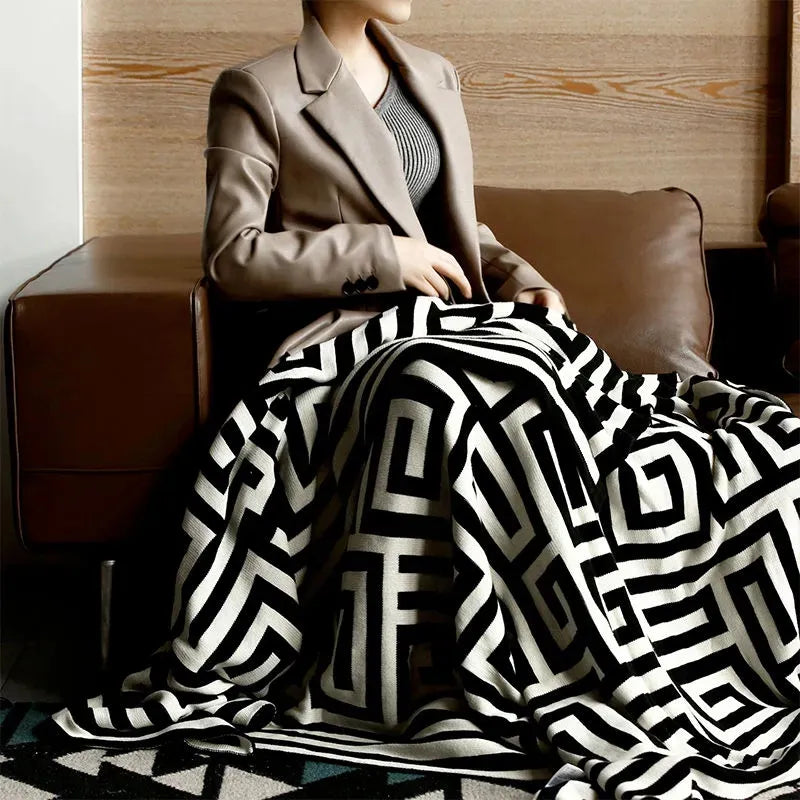 Cozy Up with Our Luxurious Jacquard Knit Blanket - Perfect for a Cozy Night In!